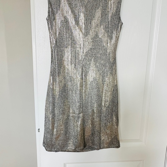 White House black market sz 6 BNWT - Picture 3 of 3